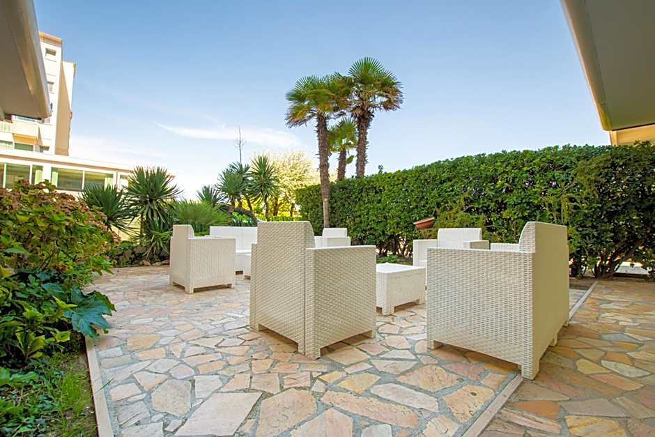 Hotel King - Azzurro Club