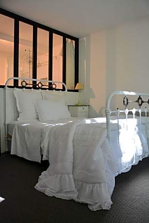 Studio with Garden View