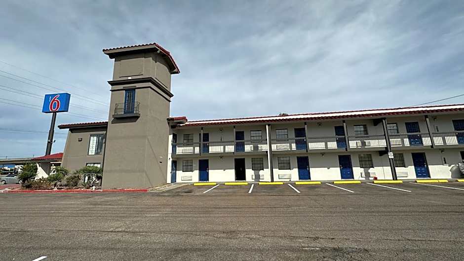 Motel 6-Beaumont, TX