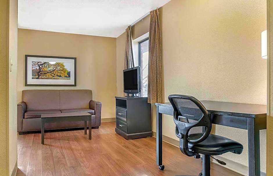 Extended Stay America Select Suites - Detroit - Ann Arbor - University South