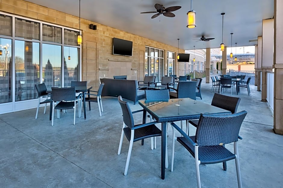 Holiday Inn Morgantown - University Area By IHG