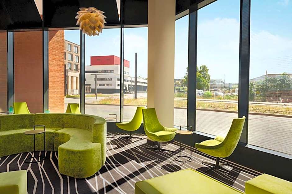 Super 8 by Wyndham Mainz Zollhafen