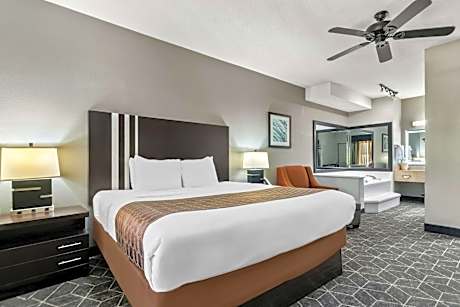 King Room with Spa Bath - Non-Smoking