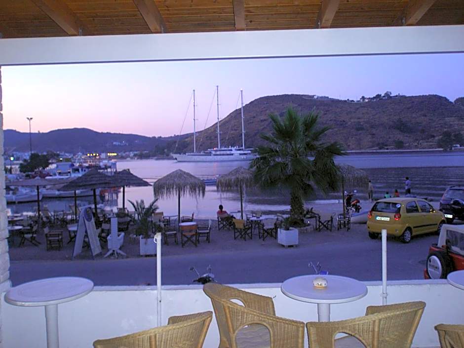 Captain's House Hotel