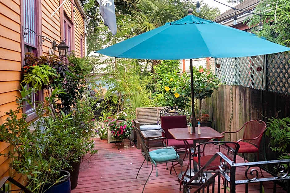The Blue60 Marigny Inn