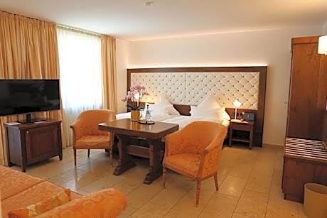 Three-Bedroom Apartment (5 Adults) - Main Building