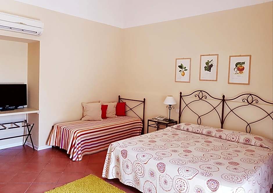 Etna Hotel