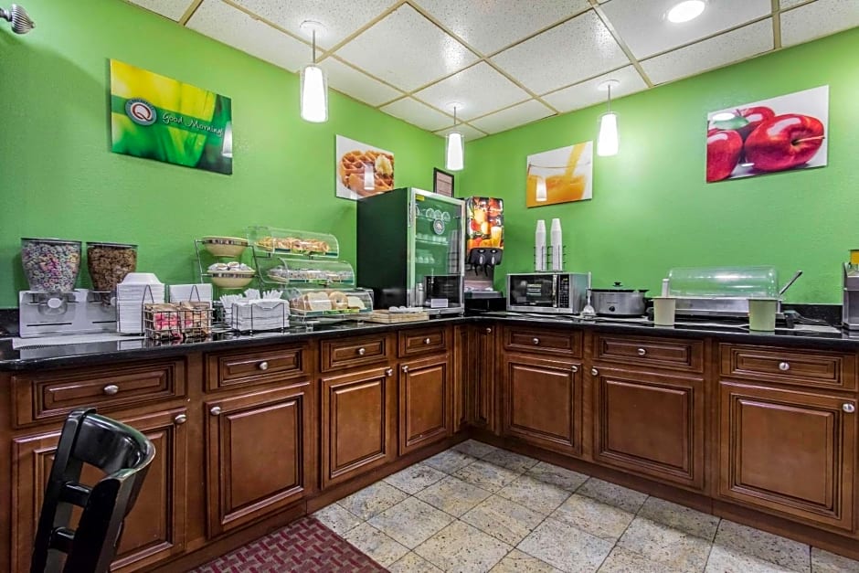 Quality Inn Hixson-Chattanooga