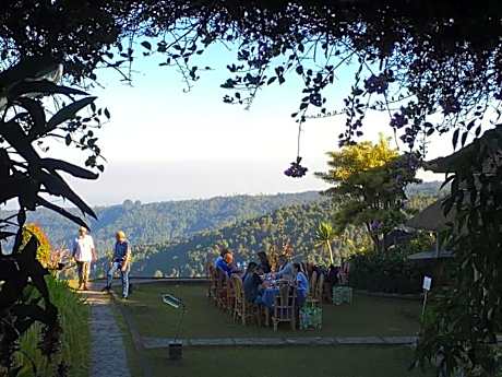 Puri Lumbung Cottages Restaurant & Spa Munduk