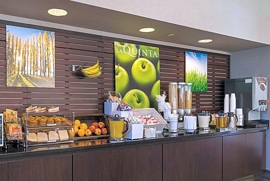 La Quinta by Wyndham Ontario Airport