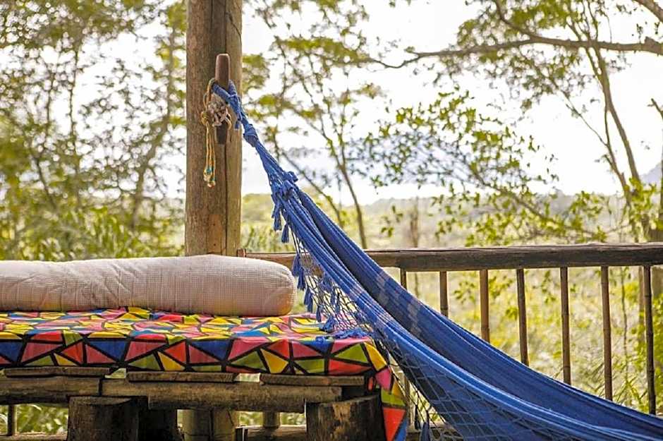 ReMo Treehouse Hostel