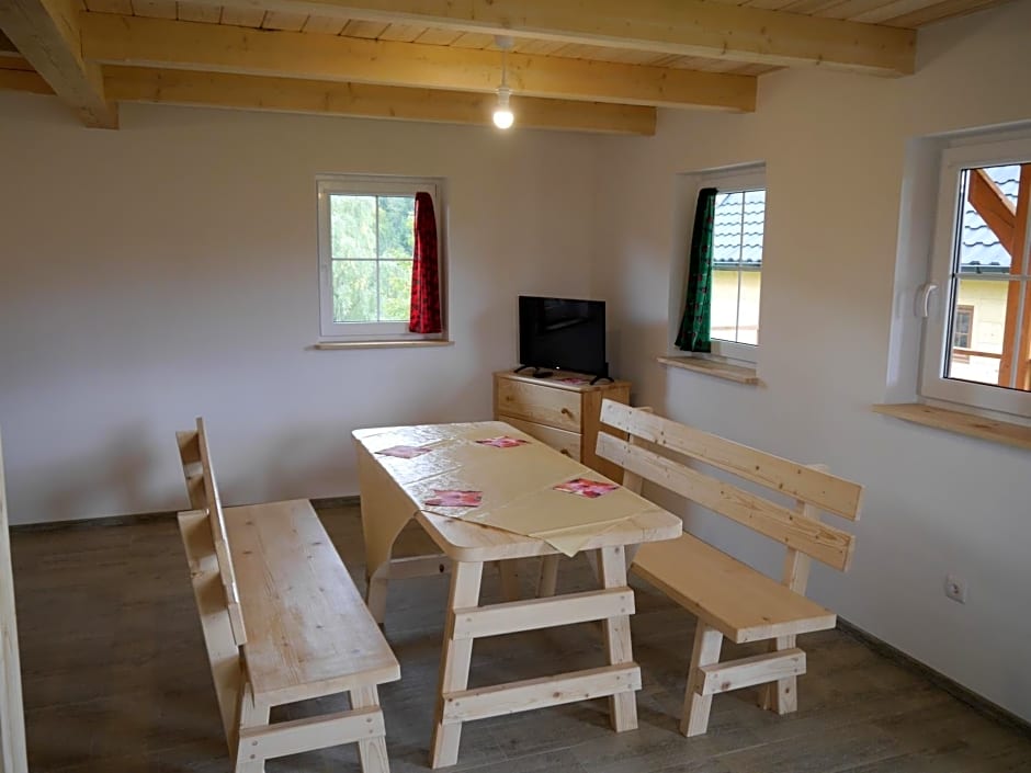 Chatki Niwki u Zbója