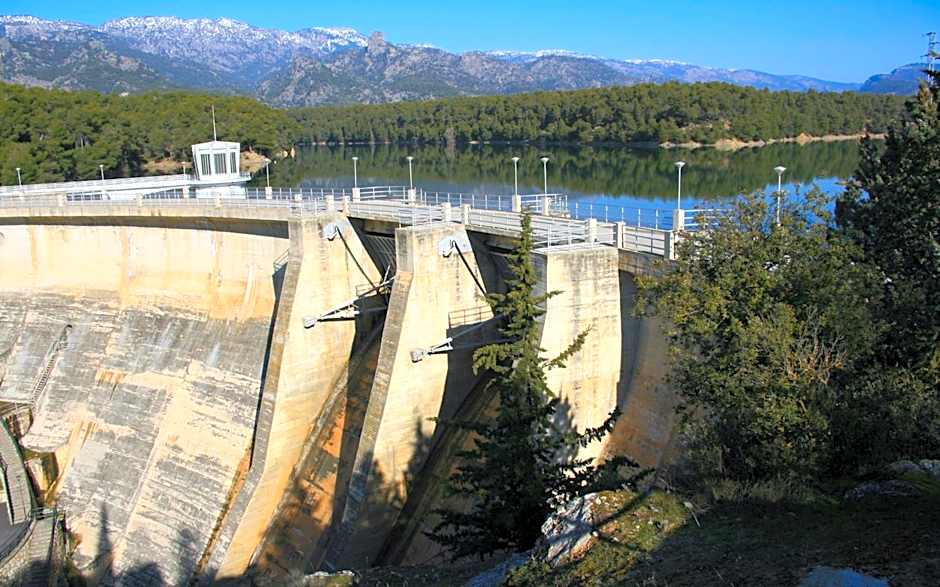 Hotel Ciudad Pozo Alcón