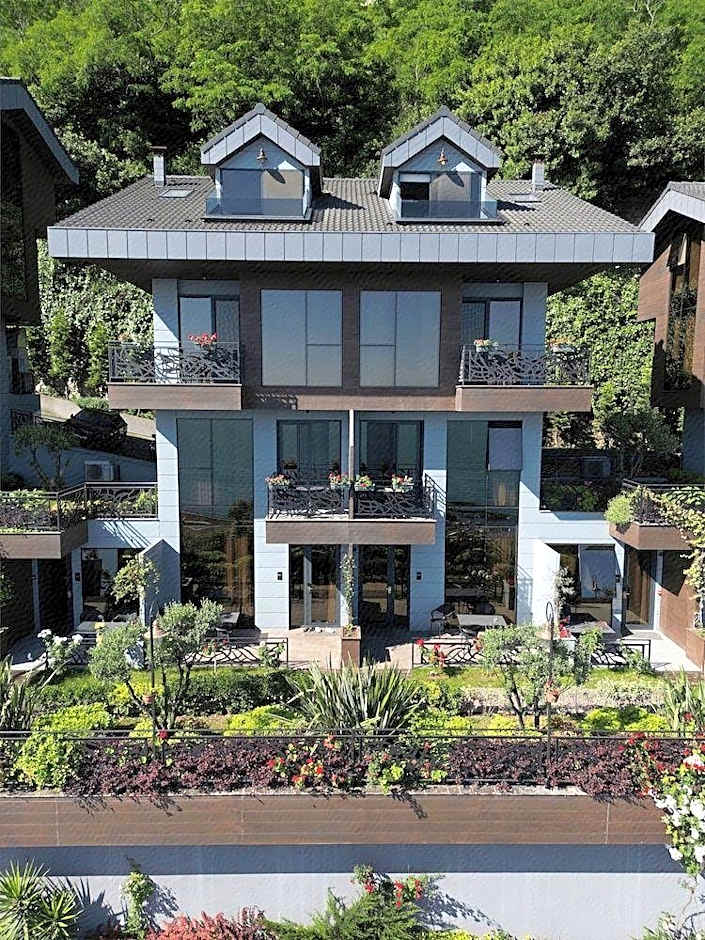 Peerless Villas Hotel