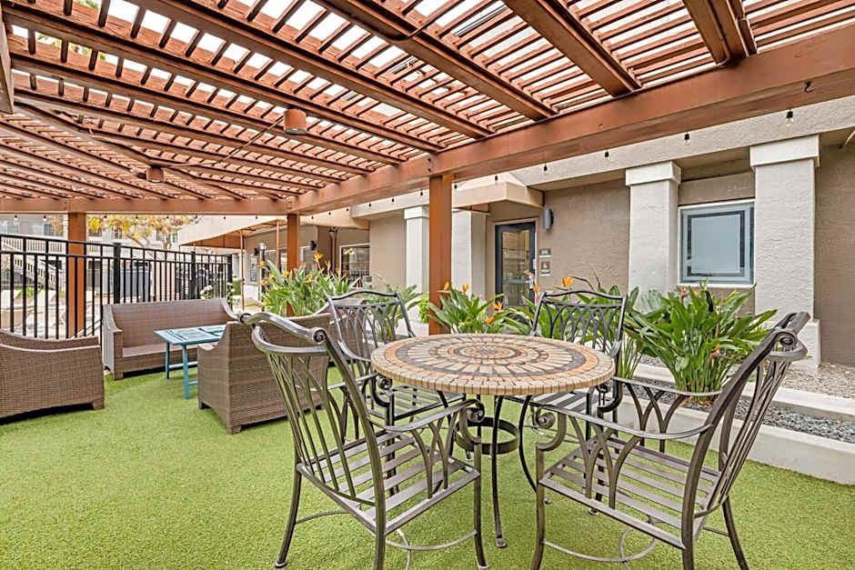 Sonesta ES Suites Torrance Redondo Beach