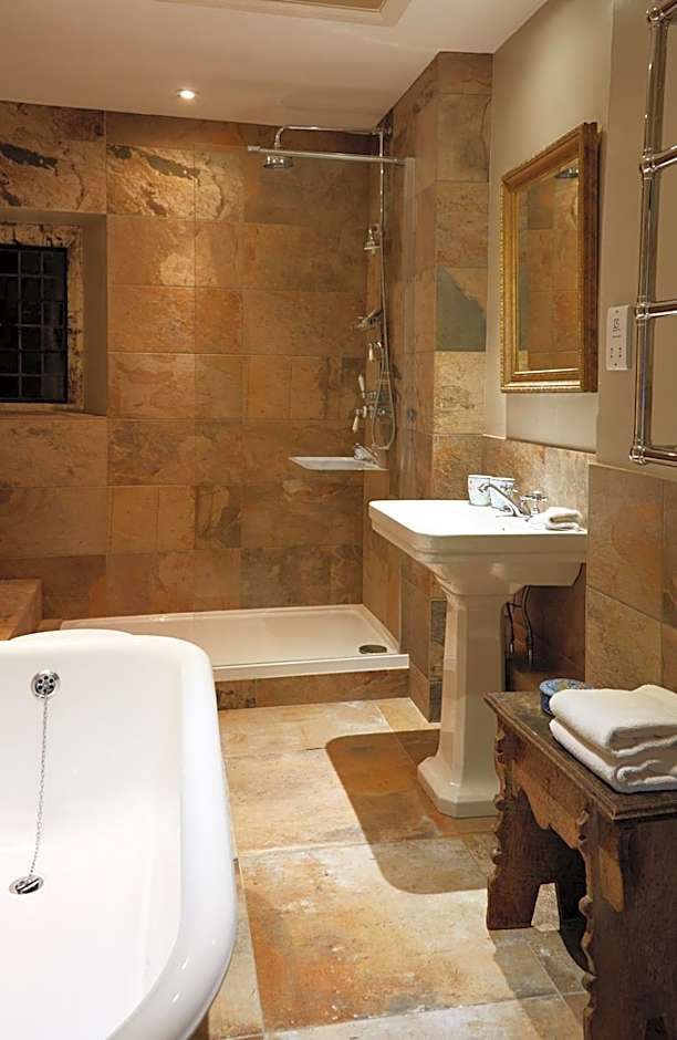 Bailiffscourt Hotel & Spa