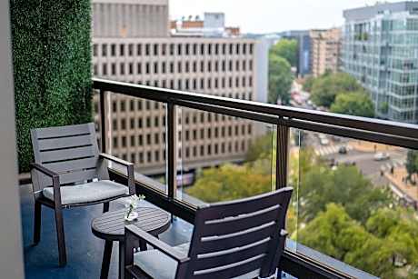 Accessible Premier Studio Queen (2 pax)