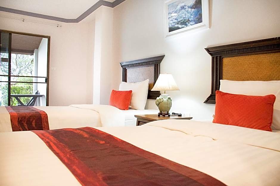 Sea Memories White Sand Beach Hotel