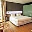 Radisson Blu Plaza El Bosque Santiago