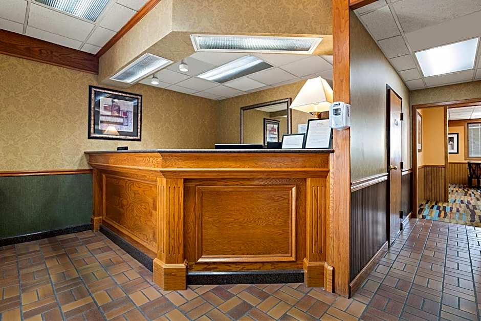 Rodeway Inn McPherson East