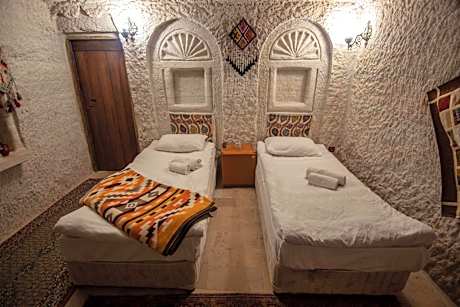 Double or Twin Room with Pool View