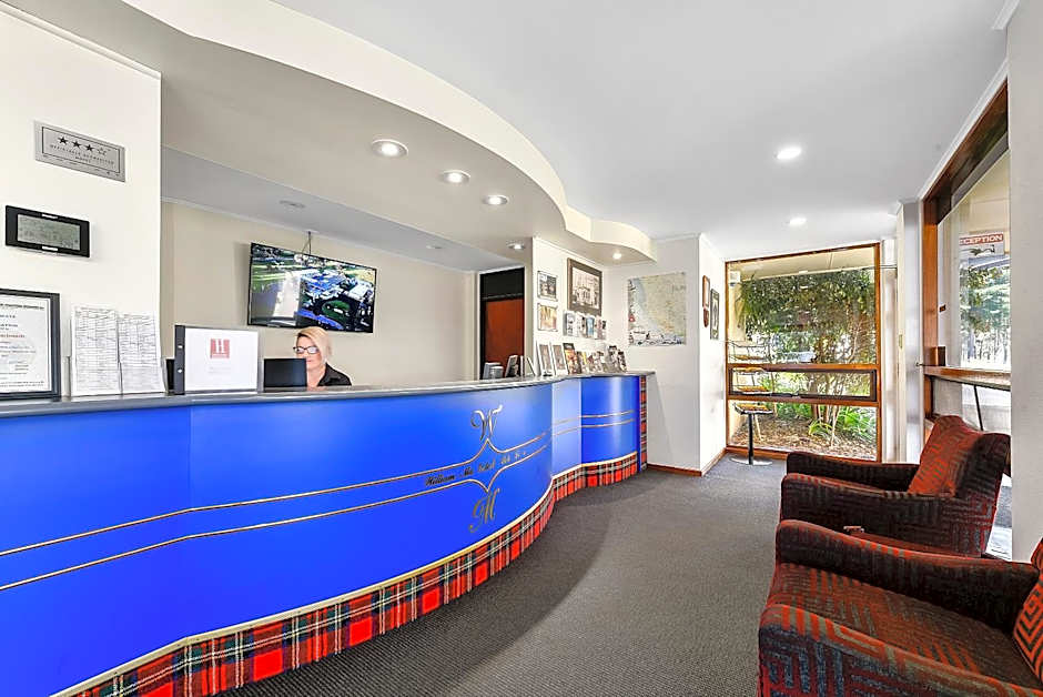 William Macintosh Motor Lodge