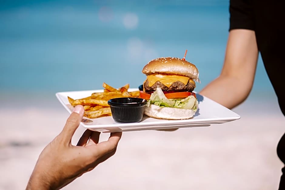 TRYP by Wyndham Aruba Adults Only Hotel