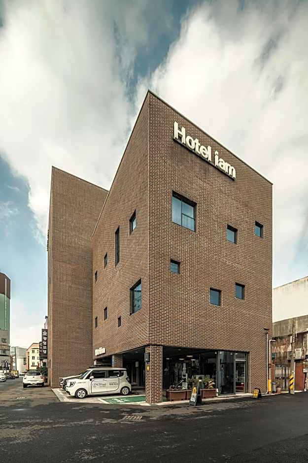 Hotel Iam