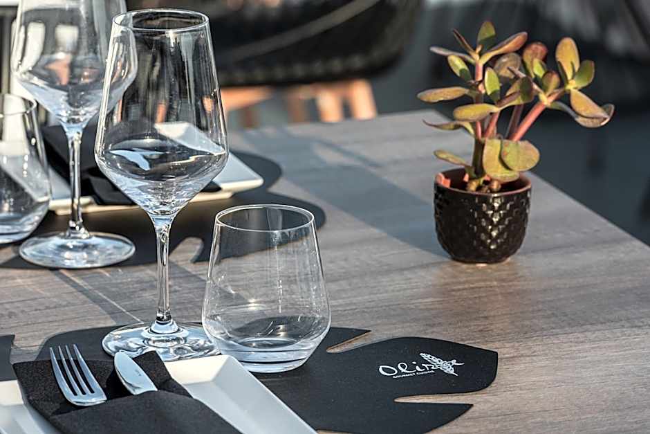 La Perla Villas - Adults Only