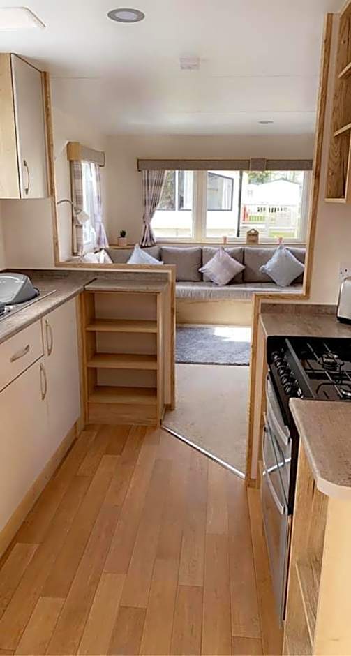 Lakeside East 16 - Haggerston Castle