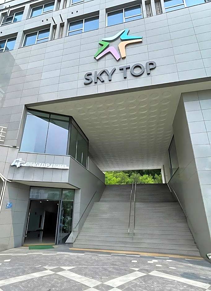 Skytop Hotel Incheon Airport