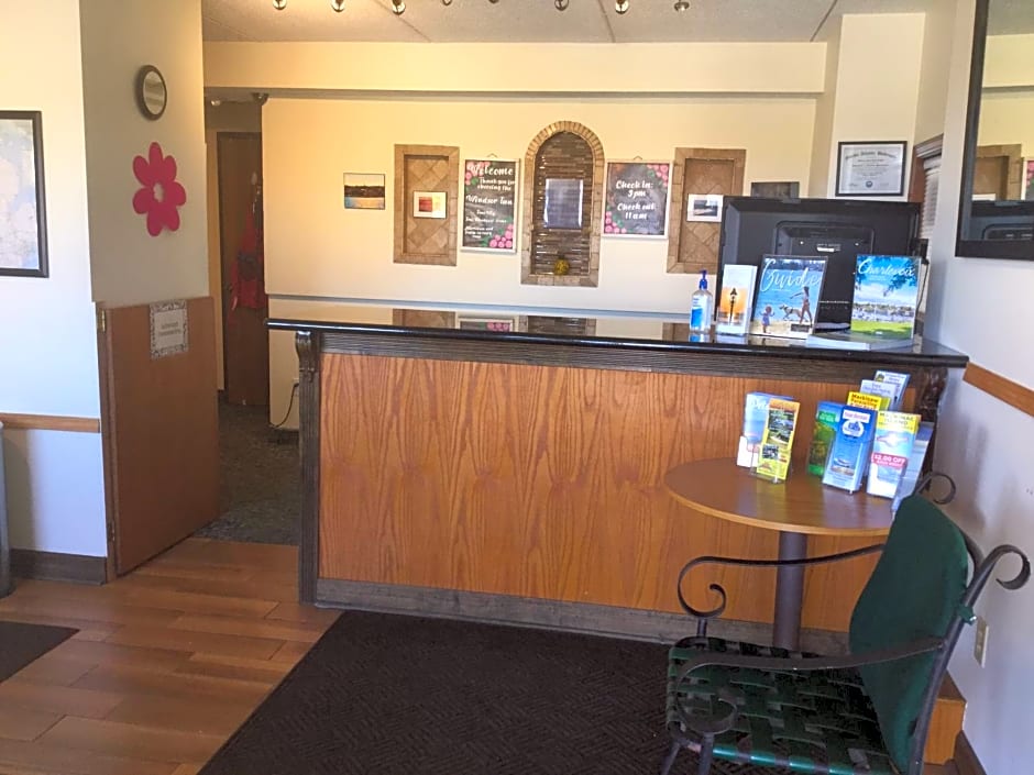 Super 8 by Wyndham Petoskey