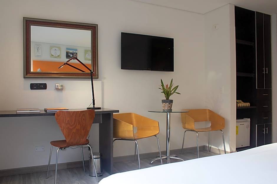 Hotel 104 Art Suites