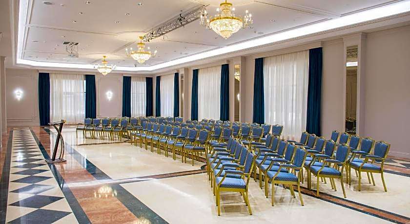 Radisson Hotel Astana