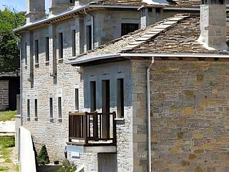 Kipi Suites