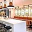 Avior Hotel