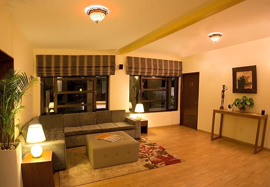 Lemon Tree Hotel Tarudhan Valley