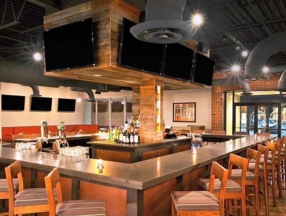 Four Points by Sheraton Cleveland Airport