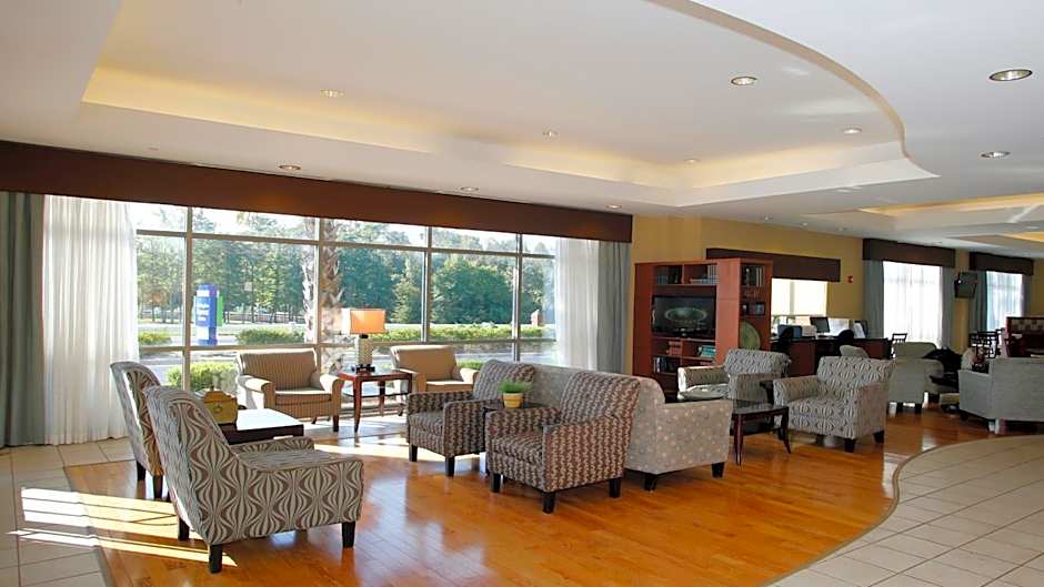 Holiday Inn Express Leland - Wilmington Area By IHG