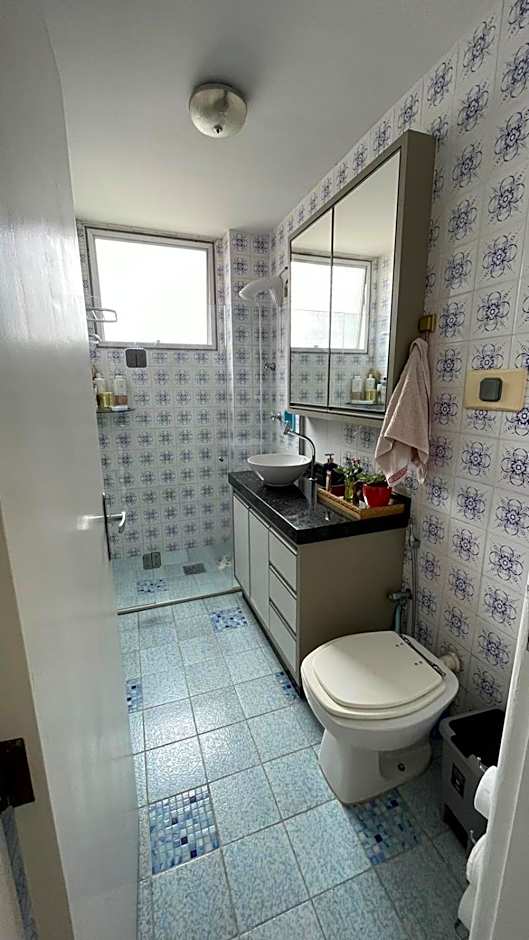 APTO CALÇADÃO CENTRAL! a PASSOS DA PRAIA