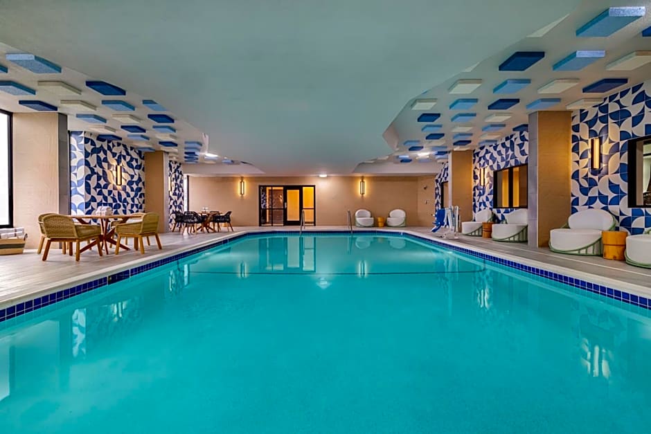 EVEN Hotel Detroit North - Troy