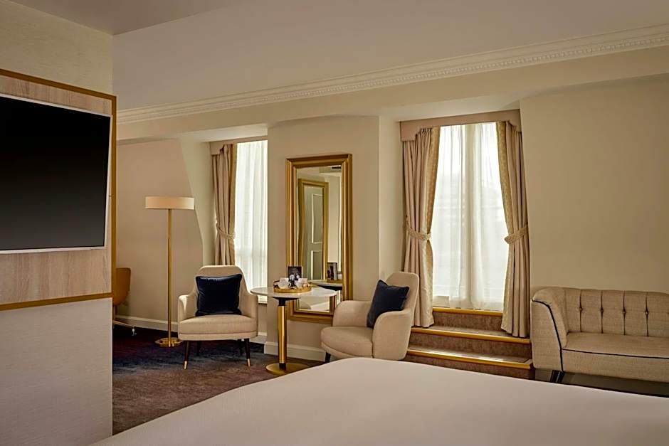 The College Green Dublin Hotel, Autograph Collection