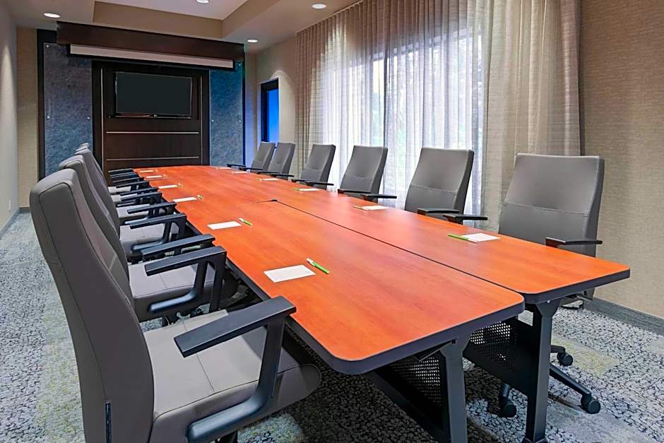 Courtyard by Marriott Tampa Downtown