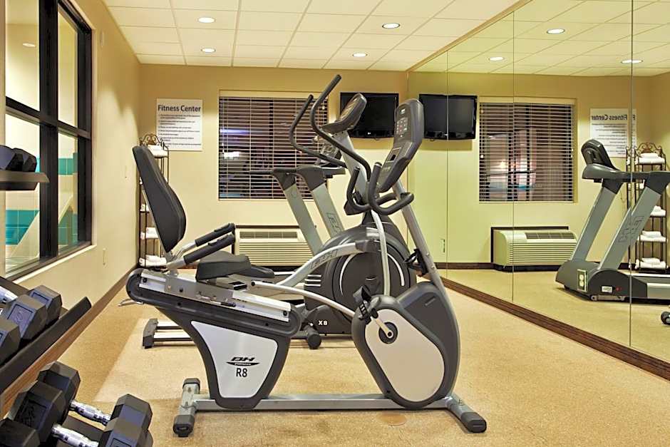 Holiday Inn Express Hotel & Suites Picayune By IHG