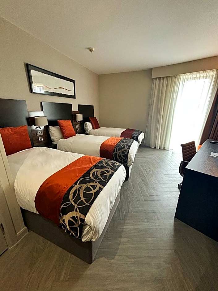 Clayton Hotel Cardiff