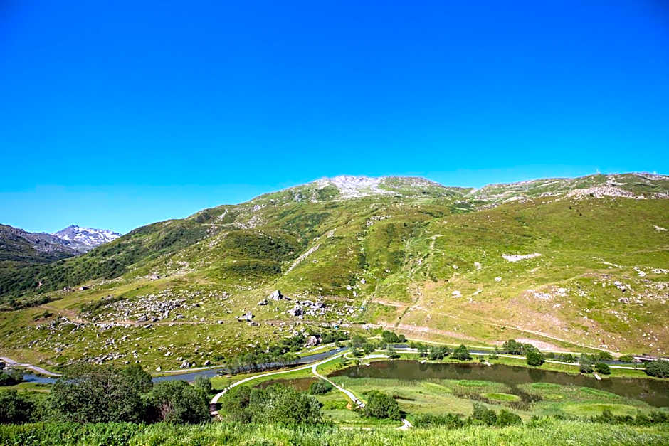 SOWELL RESIDENCES Pierre Blanche