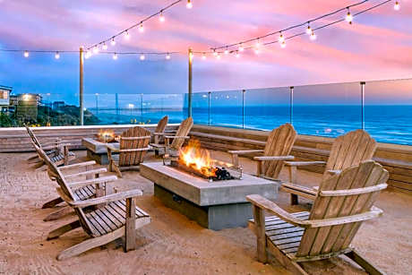 Elizabeth Oceanfront Suites, Ascend Hotel Collection