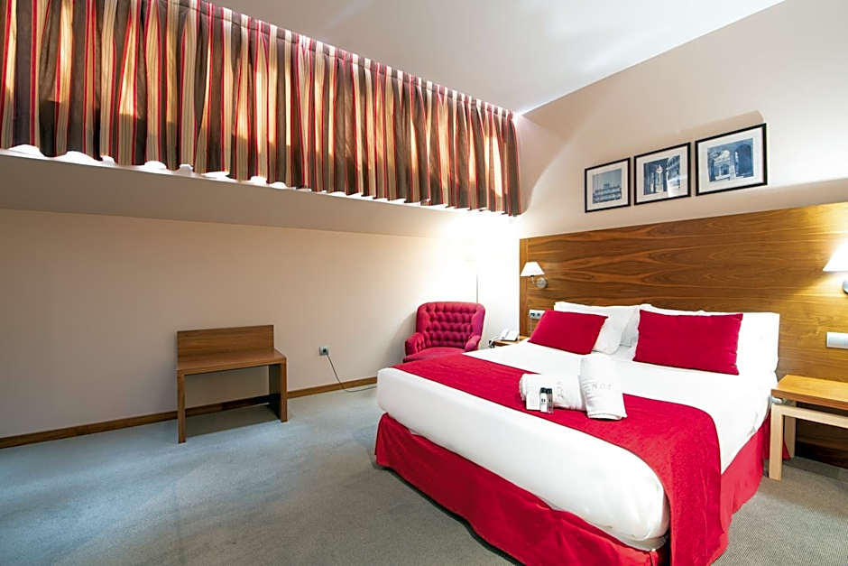 Hospedium Hotel Casino Del Tormes