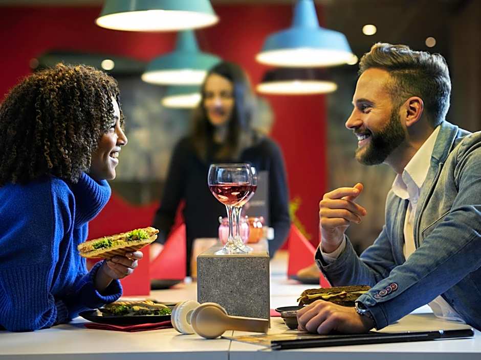 Ibis Barcelona Santa Coloma