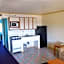 Cerca Del Mar Motel